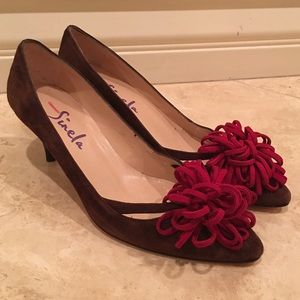 SINELA Brown Suede Pumps Cute Red Pom- Pom Sz 37